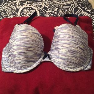 Victoria’s Secret bra!